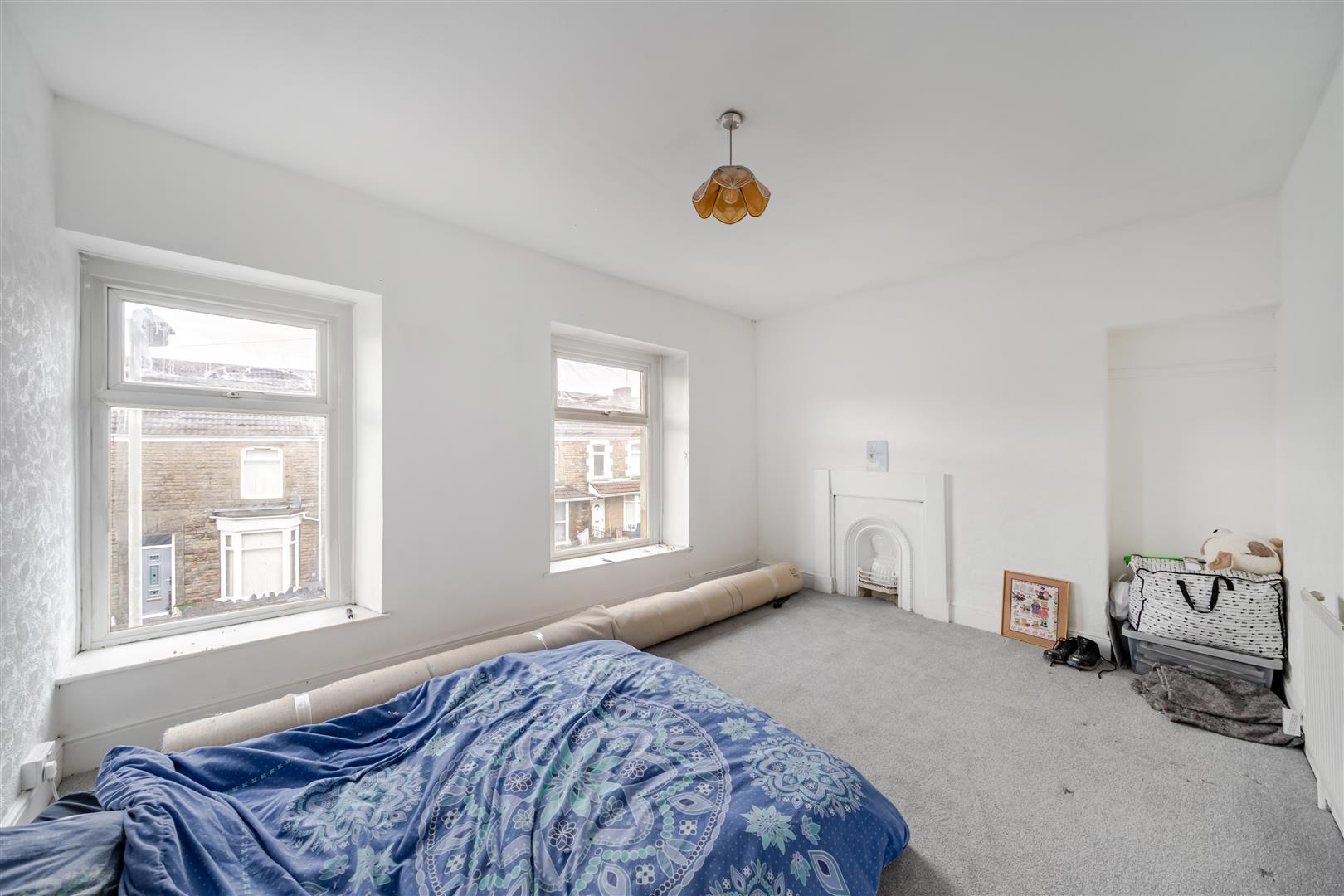 Cecil Street, Manselton, Swansea, SA5 8QW